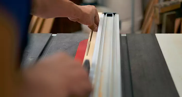 Bifold Door Seal Repair in Vero Beach South, FL