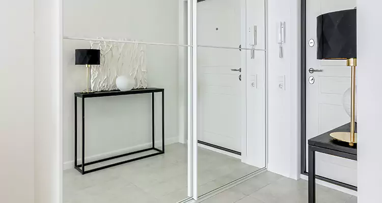 Mirrored Bifold Closet Doors Repair in Vero Beach South, FL