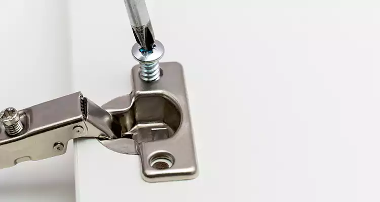 Screen Door Hinge Repair in Vero Beach South, FL