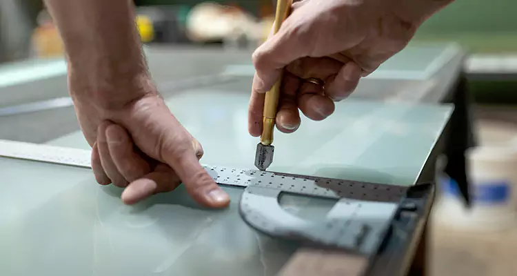 Glass Scratch Repair in Vero Beach South, FL