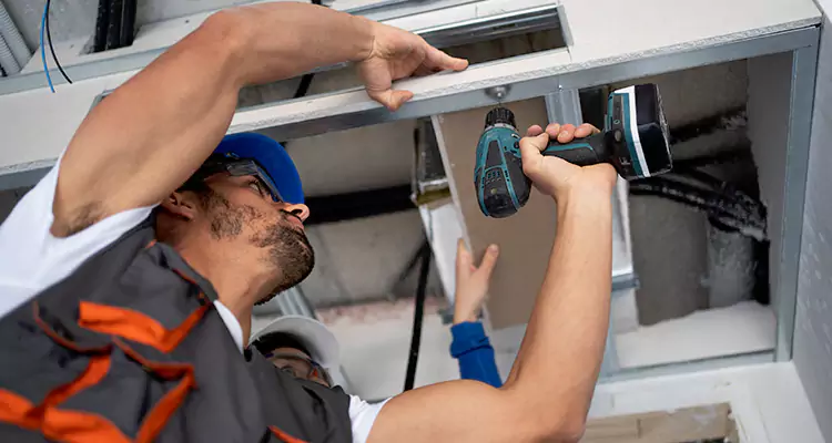 Emergency Overhead Door Repair in Vero Beach South, FL