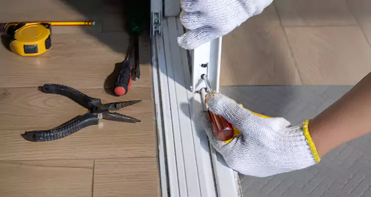 Closet Sliding Door Track Repair in Vero Beach South, FL