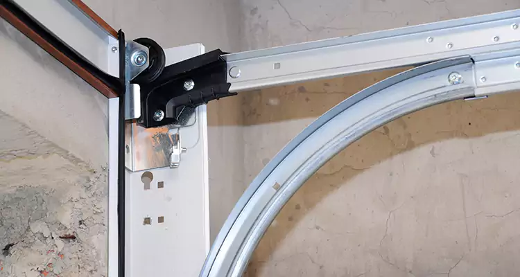 Maintain Liftmaster Garage Door Off Track in Vero Beach South, FL