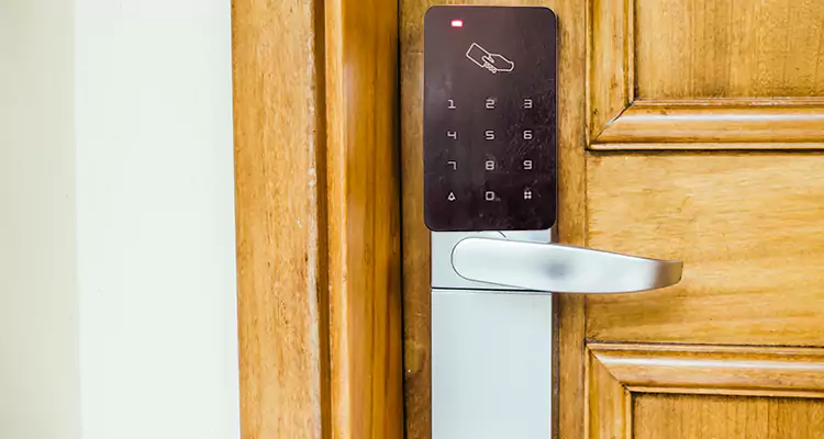 Keyless Hotel Door Locks Repair in Vero Beach South, FL