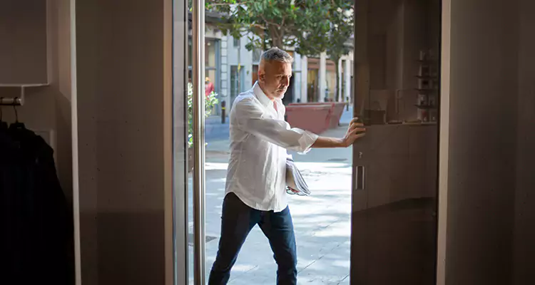 Reliable Pella Patio Door Repair Services for Opening Issues in Vero Beach South, FL