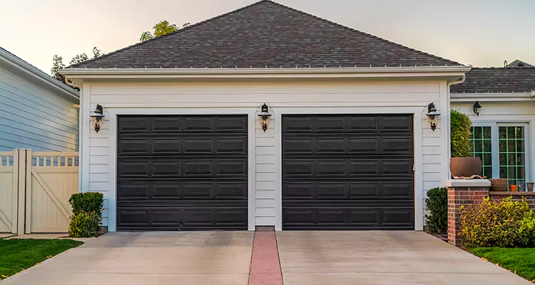 Residential Local Garage Door Repair in Vero Beach South, FL