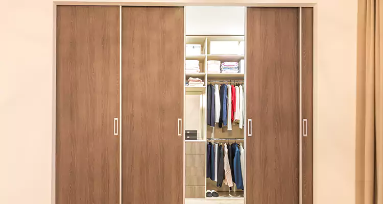 Sliding Closet Wardrobe Repairs in Vero Beach South, FL