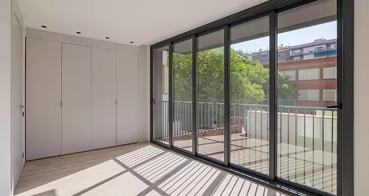 Fix Sliding Screen Door Track in Vero Beach South, FL