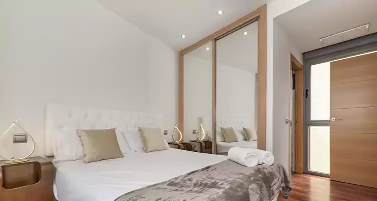 Sliding Wardrobe Door Mirror Replacement in Vero Beach South, FL